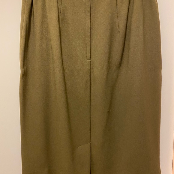 Skirt - Picture 4 of 4